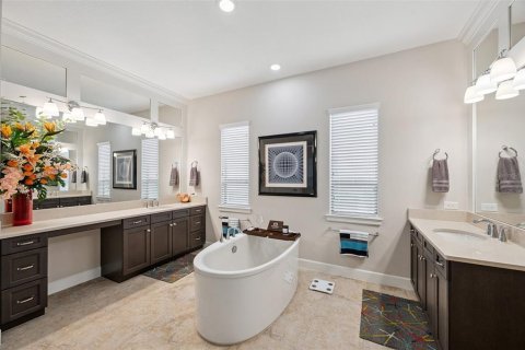 House in Trinity, Florida 4 bedrooms, 291.34 sq.m. № 1816309 - photo 28