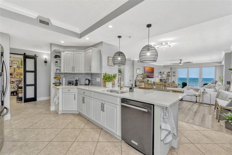 Condominio en venta en Daytona Beach Shores, Florida, 3 dormitorios, 235.79 m2 № 1644321 - foto 11