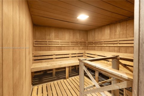 Купить кондоминиум в Авентура, Флорида 2 спальни, 99.22м2, № 1965806 - фото 22