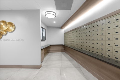 Купить кондоминиум в Авентура, Флорида 2 спальни, 99.22м2, № 1965806 - фото 28