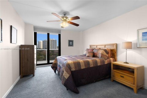 Купить кондоминиум в Авентура, Флорида 2 спальни, 99.22м2, № 1965806 - фото 10