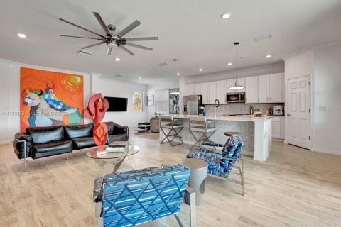House in Bradenton, Florida 3 bedrooms, 195.28 sq.m. № 1705870 - photo 17