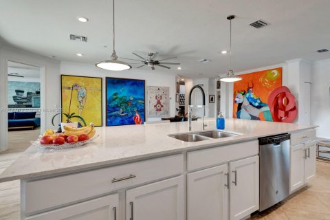 House in Bradenton, Florida 3 bedrooms, 195.28 sq.m. № 1705870 - photo 13