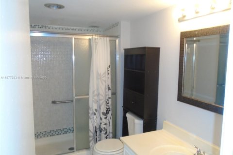Copropriété à vendre à Lauderhill, Floride: 2 chambres, 106.65 m2 № 1923958 - photo 7