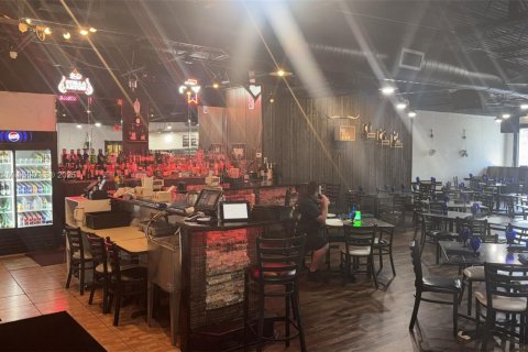 Commercial property in St. Lucie, Florida № 1939620 - photo 7