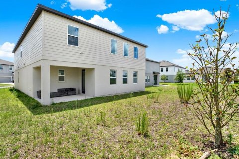 House in Davenport, Florida 4 bedrooms, 285.12 sq.m. № 2222255 - photo 29