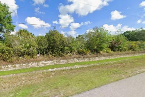 Land in Naples, Florida № 2372824