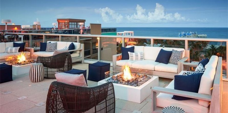 Condo in Pompano Beach, Florida, 2 bedrooms № 1118614