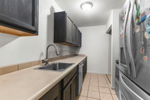 Купить коммерческую недвижимость в Спринг-Хилл, Флорида 4 спальни, 150.32м2, № 1909179 - фото 2