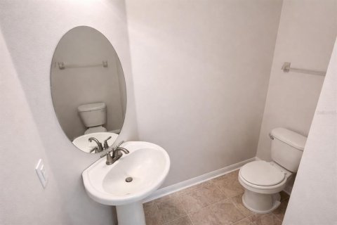 Townhouse in Poinciana, Florida 4 bedrooms, 158.03 sq.m. № 2103603 - photo 11