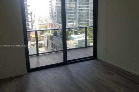 Condo in Miami, Florida, 2 bedrooms  № 1703127 - photo 6