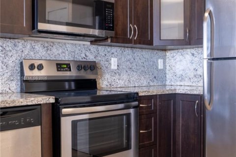 Купить кондоминиум в Майами, Флорида 2 спальни, 112.04м2, № 2006620 - фото 6