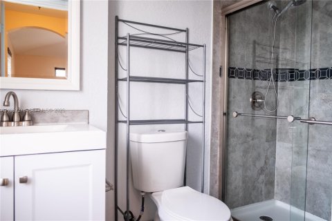 Купить кондоминиум в Майами, Флорида 2 спальни, 112.04м2, № 2006620 - фото 17