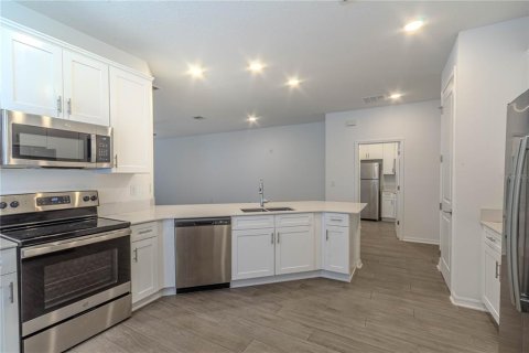 House in Edgewater, Florida 4 bedrooms, 195.93 sq.m. № 1827716 - photo 20