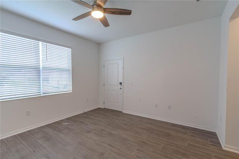 House in Edgewater, Florida 4 bedrooms, 195.93 sq.m. № 1827716 - photo 24