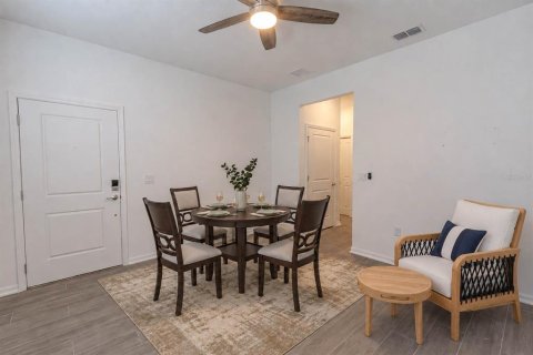 House in Edgewater, Florida 4 bedrooms, 195.93 sq.m. № 1827716 - photo 9
