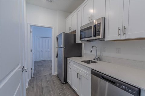 House in Edgewater, Florida 4 bedrooms, 195.93 sq.m. № 1827716 - photo 25