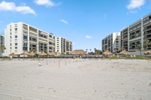 Condo in Clearwater, Florida, 2 bedrooms  № 1687072 - photo 30