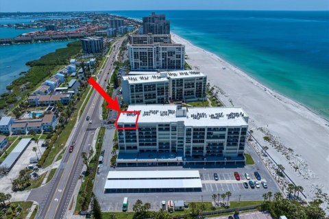 Condo in Clearwater, Florida, 2 bedrooms  № 1687072 - photo 2