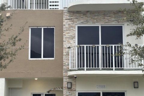 Таунхаус в Хомстед, Флорида 4 спальни, 133.22м2 № 2046111