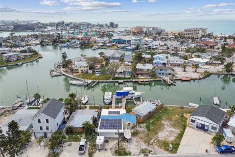 Casa en venta en Madeira Beach, Florida, 3 dormitorios, 146.97 m2 № 1628985 - foto 21