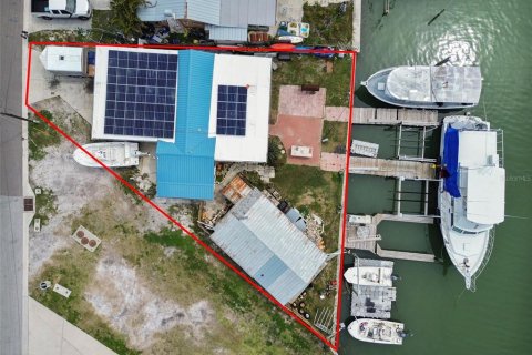 Casa en venta en Madeira Beach, Florida, 3 dormitorios, 146.97 m2 № 1628985 - foto 2