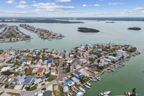 Casa en venta en Madeira Beach, Florida, 3 dormitorios, 146.97 m2 № 1628985 - foto 30