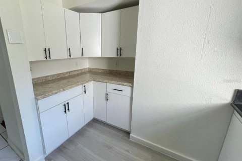 Купить виллу или дом в Апопка, Флорида 7 комнат, 156.73м2, № 1834679 - фото 7