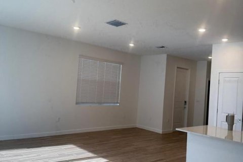 Купить таунхаус в Хомстед, Флорида 11 комнат, 185.99м2, № 2222804 - фото 7
