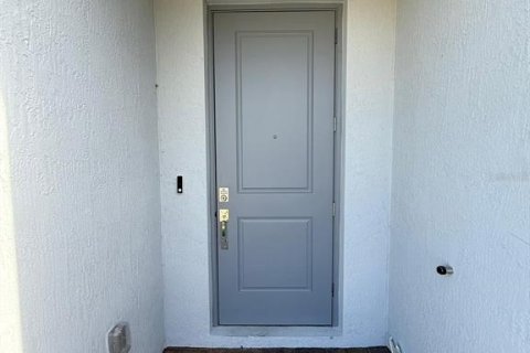 Купить таунхаус в Хомстед, Флорида 11 комнат, 185.99м2, № 2222804 - фото 3