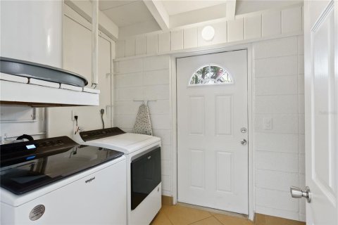 Снять в аренду квартиру в Сарасота, Флорида 4 комнаты, 113.71м2, № 1745359 - фото 20
