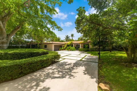 Casa en venta en Coral Gables, Florida, 5 dormitorios, 275.46 m2 № 1945127 - foto 3