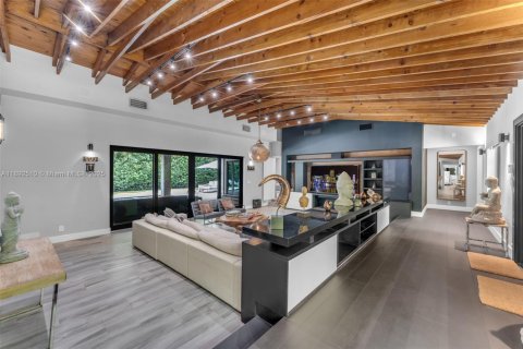 Casa en venta en Coral Gables, Florida, 5 dormitorios, 275.46 m2 № 1945127 - foto 7