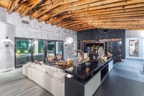 Casa en venta en Coral Gables, Florida, 5 dormitorios, 275.46 m2 № 1945127 - foto 8