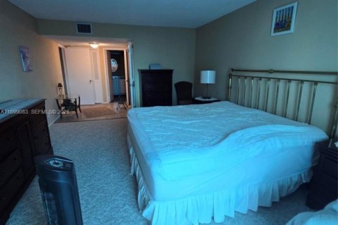 Condominio en alquiler en Fort Lauderdale, Florida, 2 dormitorios, 148.27 m2 № 2062467 - foto 12