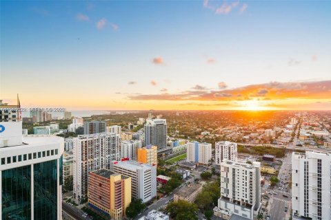 Купить кондоминиум в Майами, Флорида 1 спальня, 82.4м2, № 2043485 - фото 14