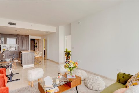 Купить кондоминиум в Майами, Флорида 1 спальня, 82.4м2, № 2043485 - фото 21