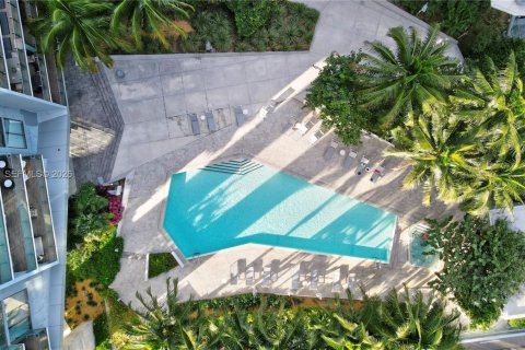 Купить кондоминиум в Майами, Флорида 1 спальня, 82.4м2, № 2043485 - фото 3