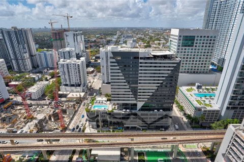 Купить кондоминиум в Майами, Флорида 1 спальня, 82.4м2, № 2043485 - фото 8