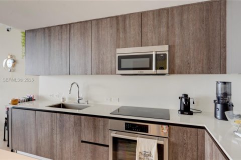 Купить кондоминиум в Майами, Флорида 1 спальня, 82.4м2, № 2043485 - фото 25