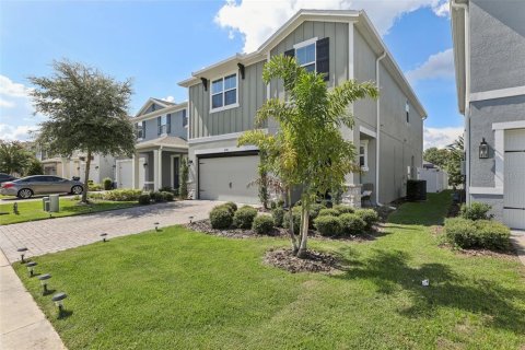House in Apopka, Florida 4 bedrooms, 262.54 sq.m. № 1872942 - photo 2
