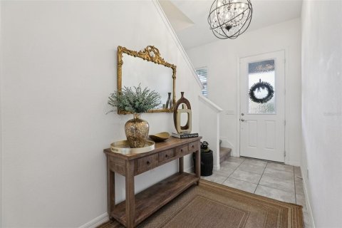 House in Apopka, Florida 4 bedrooms, 262.54 sq.m. № 1872942 - photo 6