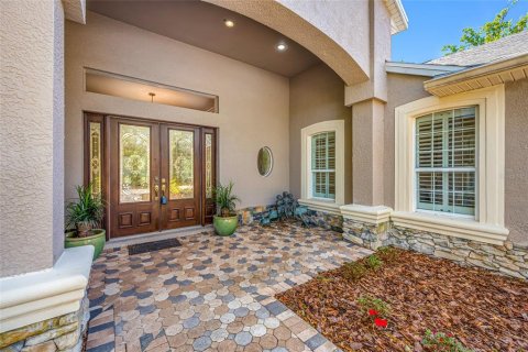 House in Spring Hill, Florida 5 bedrooms, 516.91 sq.m. № 2115713 - photo 2