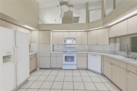 Casa en venta en New Port Richey, Florida, 3 dormitorios, 148.46 m2 № 2386523 - foto 12