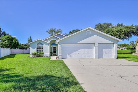 Casa en New Port Richey, Florida 3 dormitorios, 148.46 m2 № 2386523