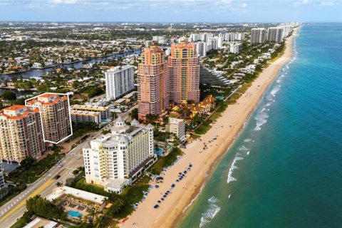 Condominio en venta en Fort Lauderdale, Florida, 2 dormitorios, 117.71 m2 № 2168014 - foto 3