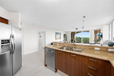 Condominio en venta en Fort Lauderdale, Florida, 2 dormitorios, 117.71 m2 № 2168014 - foto 10