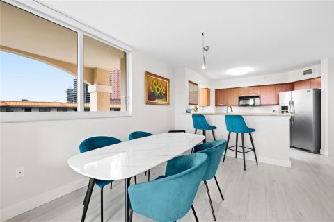 Condominio en venta en Fort Lauderdale, Florida, 2 dormitorios, 117.71 m2 № 2168014 - foto 17