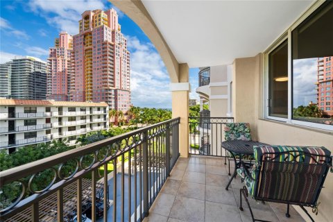 Condominio en venta en Fort Lauderdale, Florida, 2 dormitorios, 117.71 m2 № 2168014 - foto 16