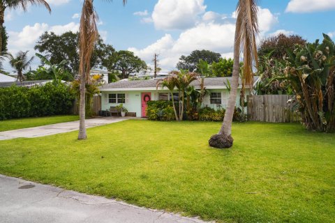 House in Jensen Beach, Florida 3 bedrooms, 137.31 sq.m. № 2260979 - photo 21